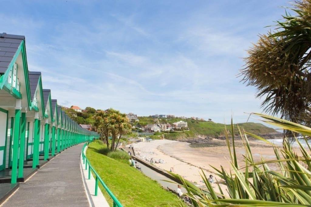 Mumbles - Modern Apartment With Panoramic Sea Views Oystermouth Exteriör bild