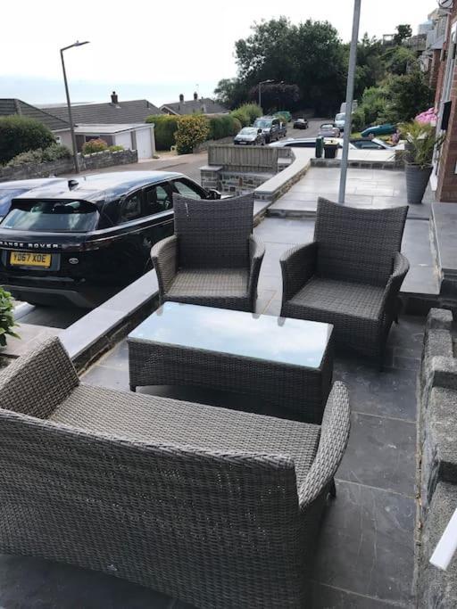 Mumbles - Modern Apartment With Panoramic Sea Views Oystermouth Exteriör bild